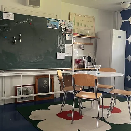 Vanha Koulu Penzion Suolahti